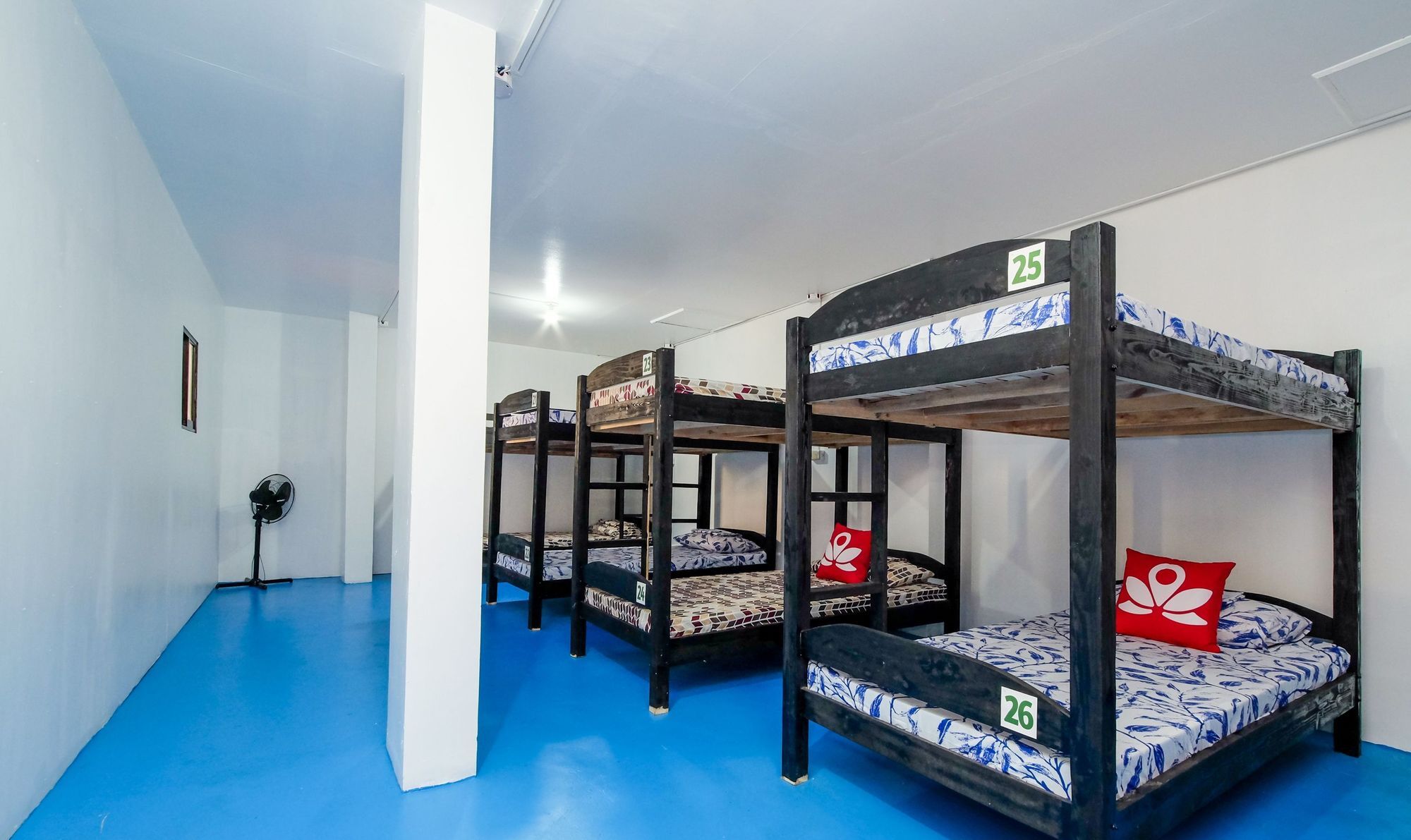 Zen Hostel Haven Backpackers 마카티 외부 사진