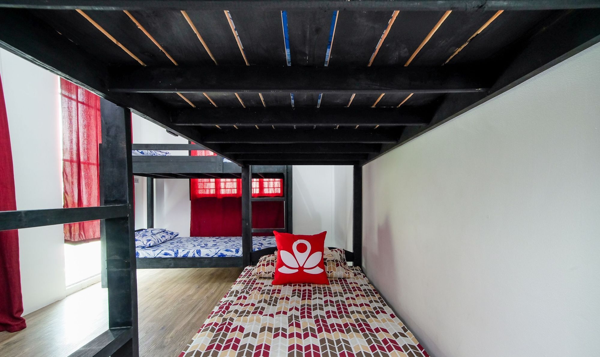 Zen Hostel Haven Backpackers 마카티 외부 사진