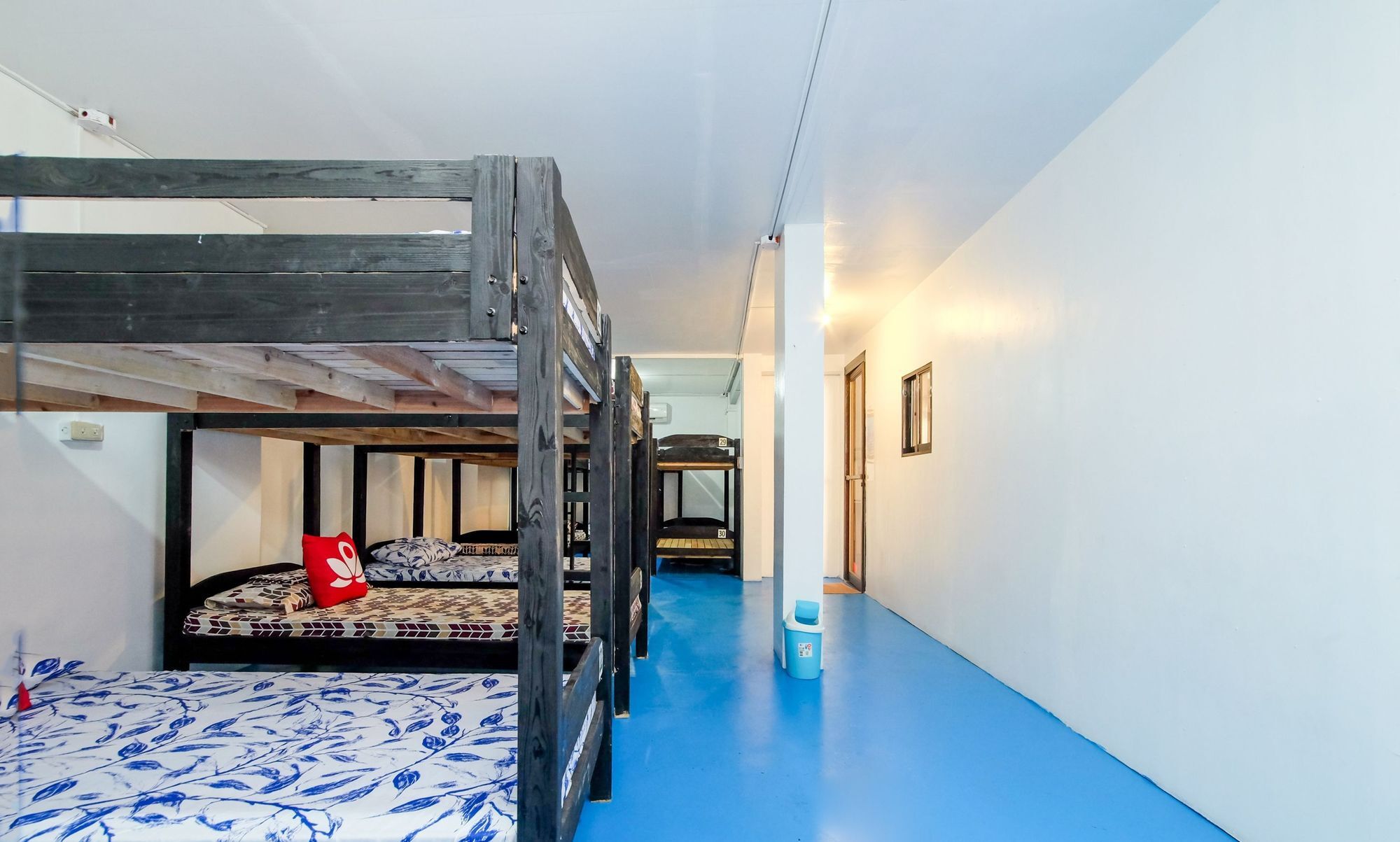 Zen Hostel Haven Backpackers 마카티 외부 사진